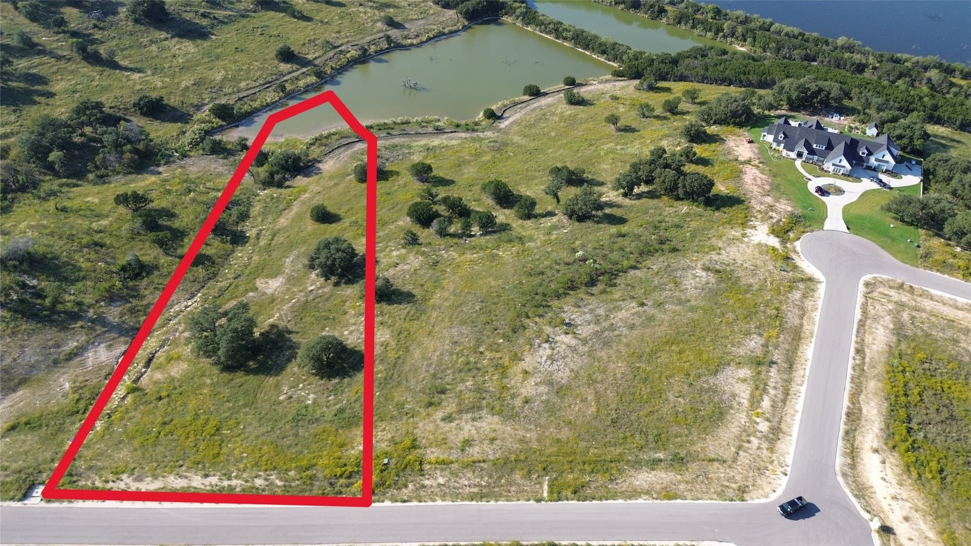 3.01 acres in Hood County