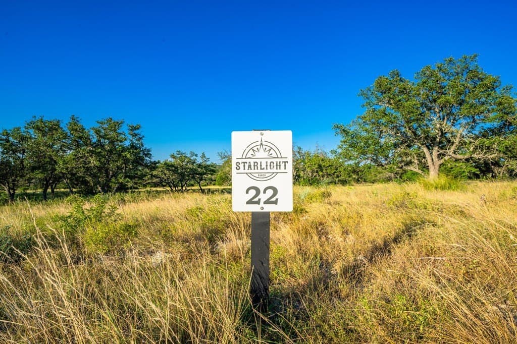 20.07 acres in Kimble County gallery image 2