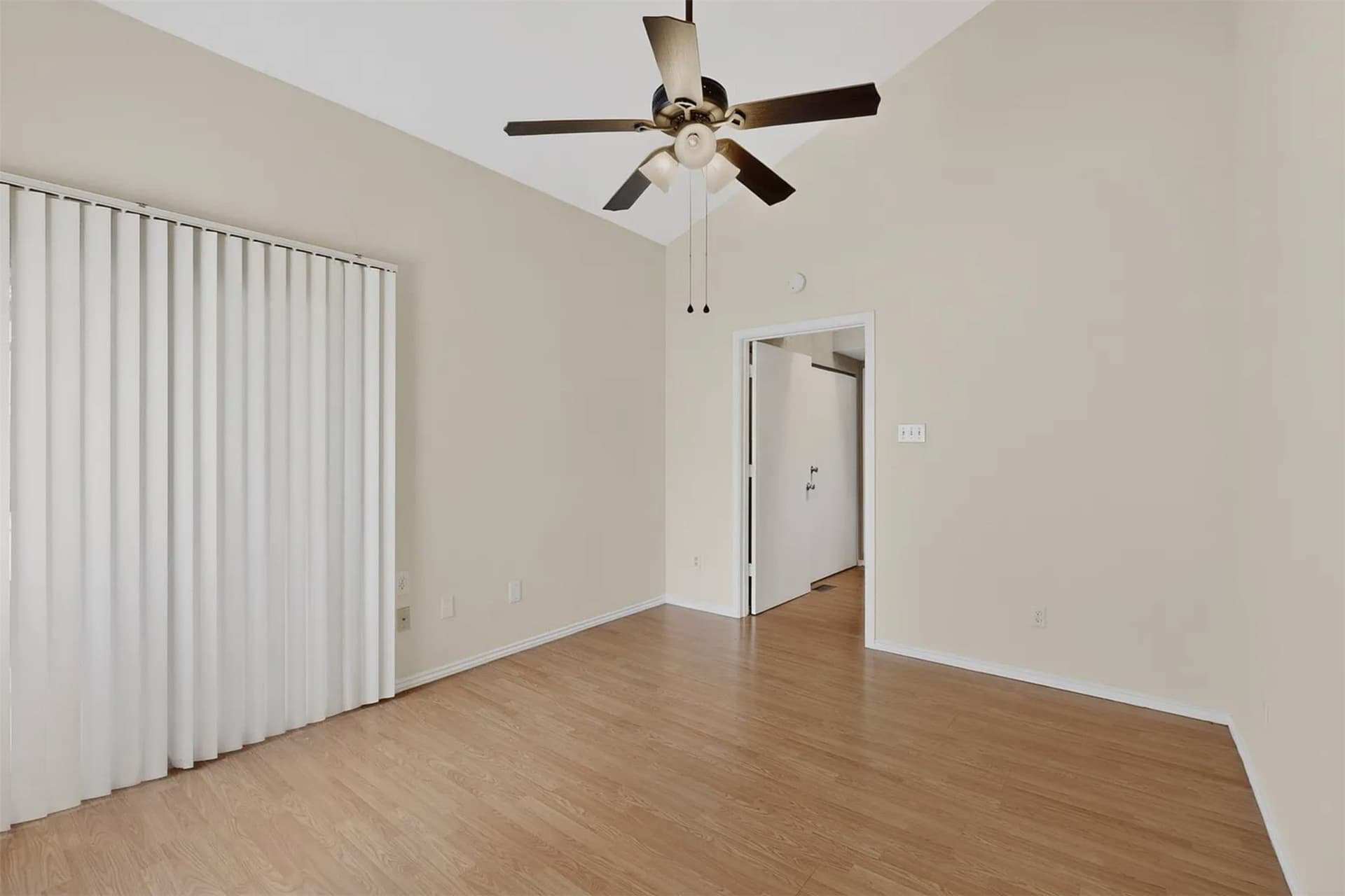 10.63 acres in Dallas County - photo 25