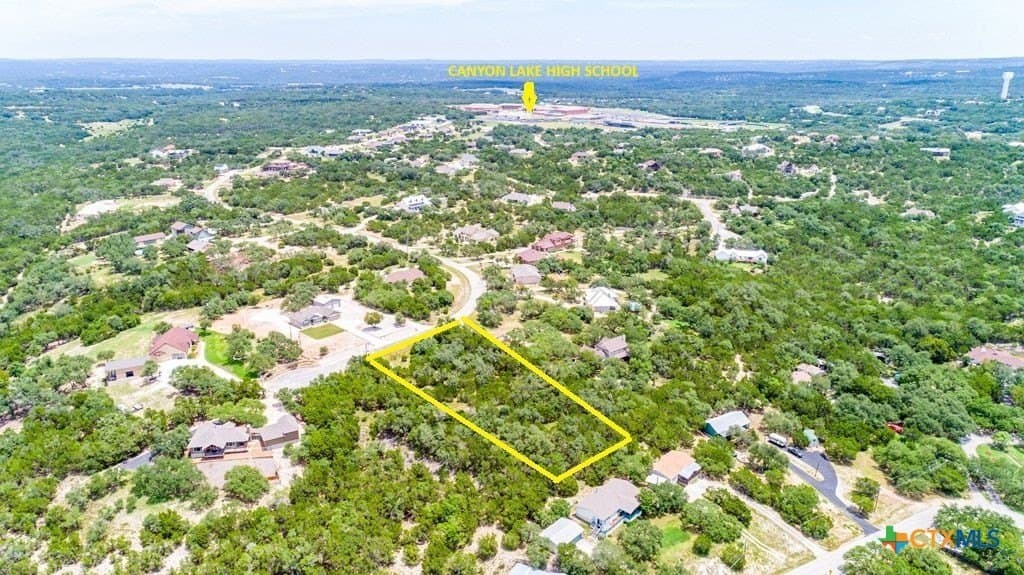 1.26 acres in Comal County gallery image 4