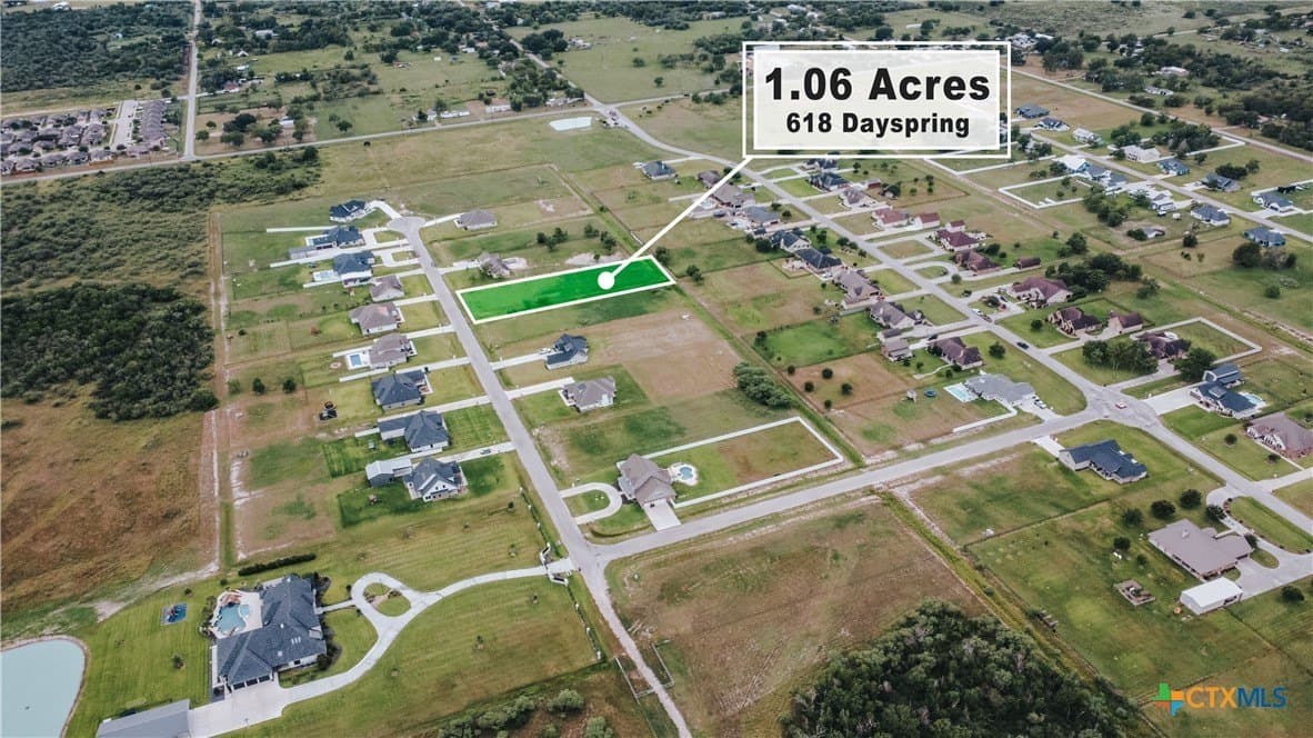 1.06 acres in Victoria County - photo 8