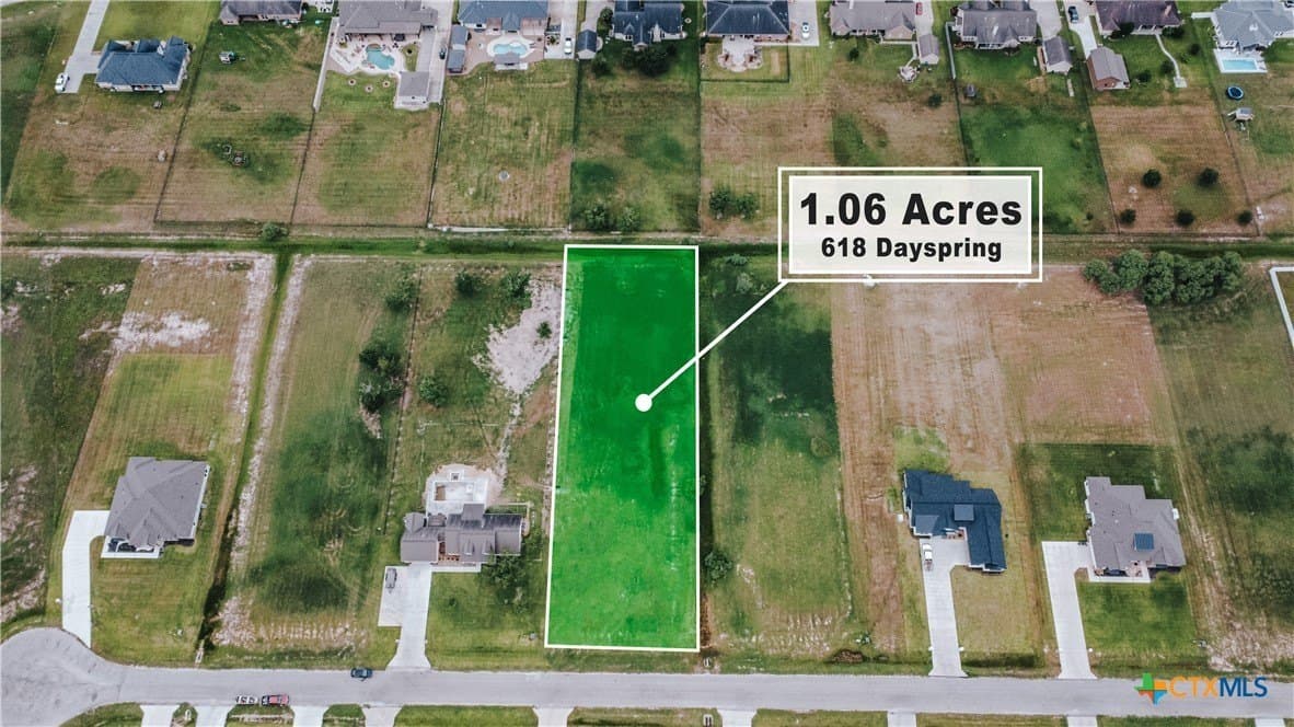 1.06 acres in Victoria County - photo 4