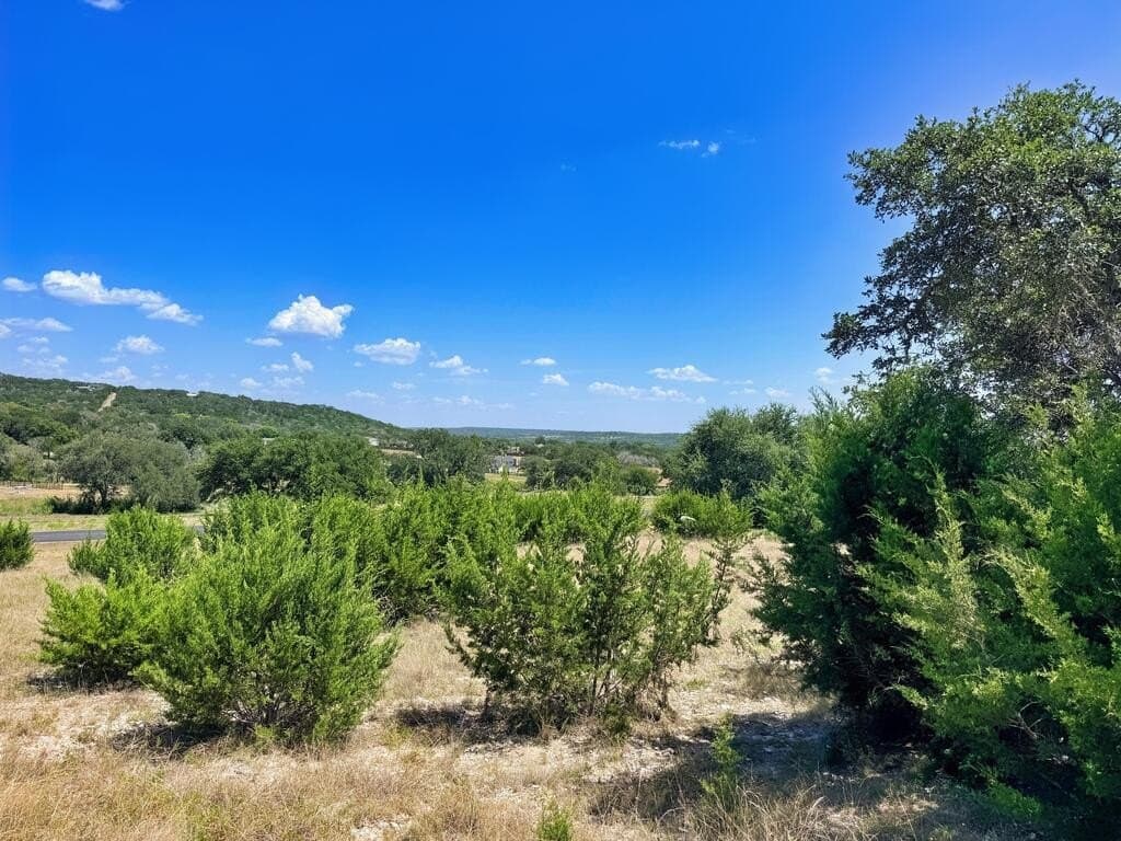2.48 acres in Kerr County