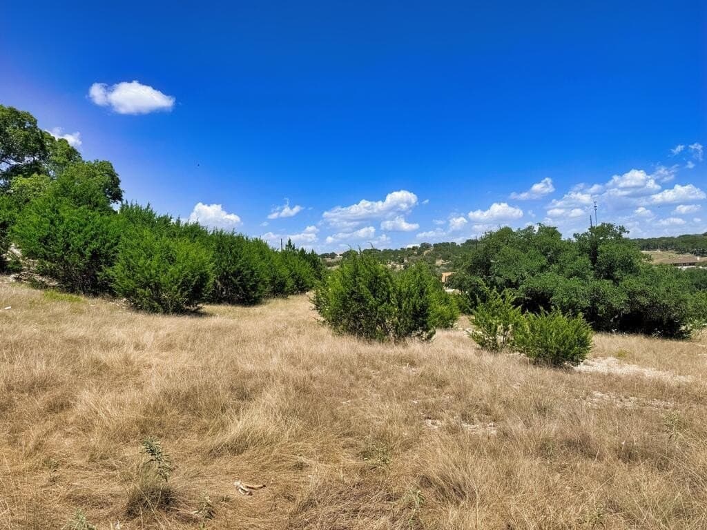 2.48 acres in Kerr County - photo 10