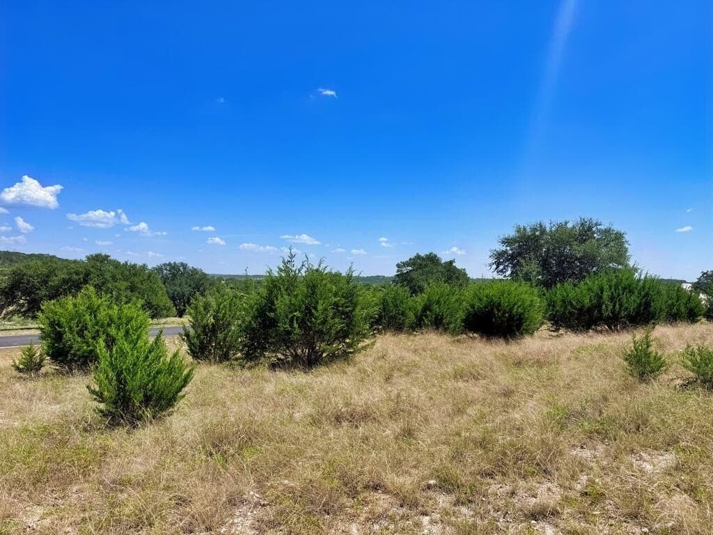 2.48 acres in Kerr County - photo 4