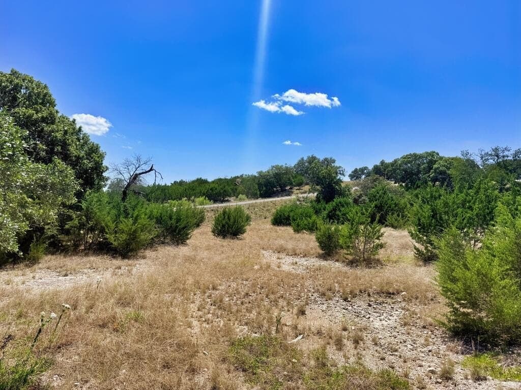 2.48 acres in Kerr County - photo 5
