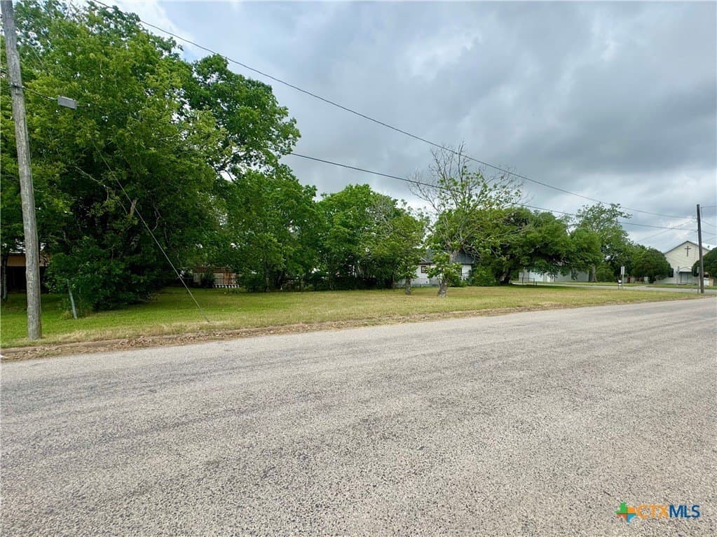 0.17 acres in DeWitt County gallery image 4