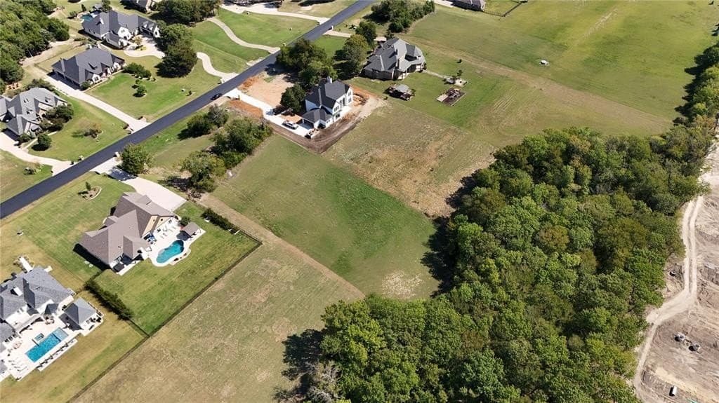 2.05 acres in Collin County gallery image 3