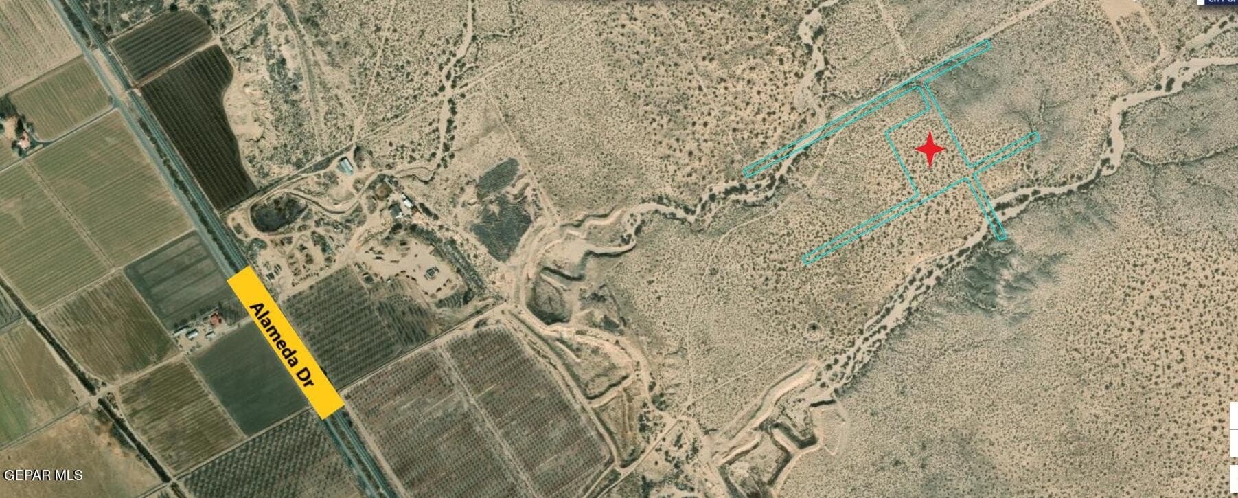 15.5 acres in El Paso County gallery image 3
