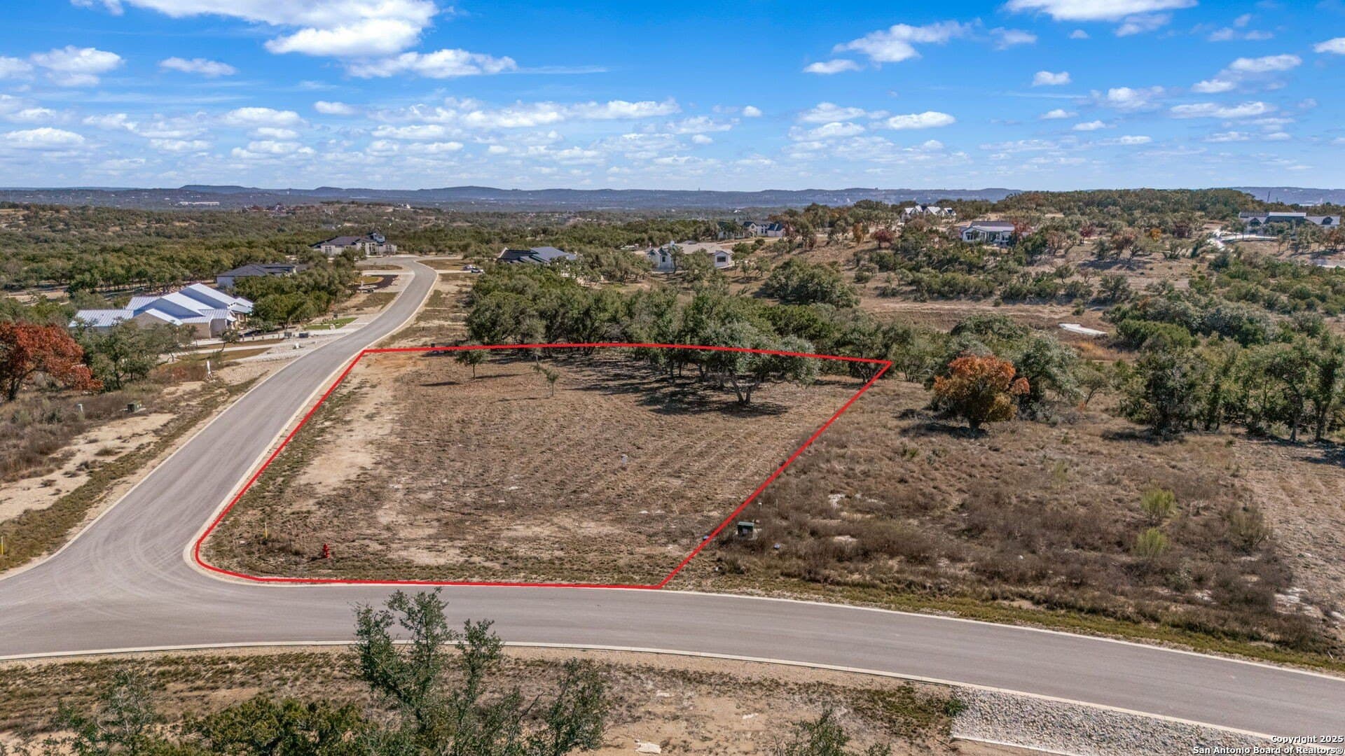 1.13 acres in Comal County gallery image 3