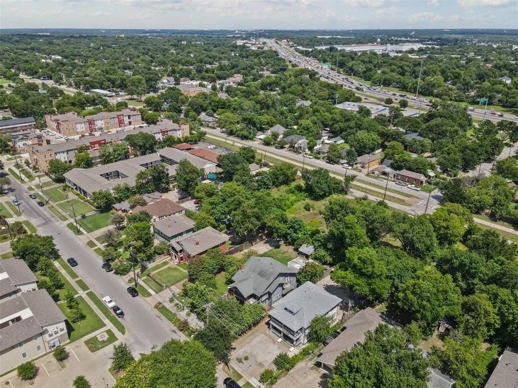 0.34 acres in Dallas County gallery image 3