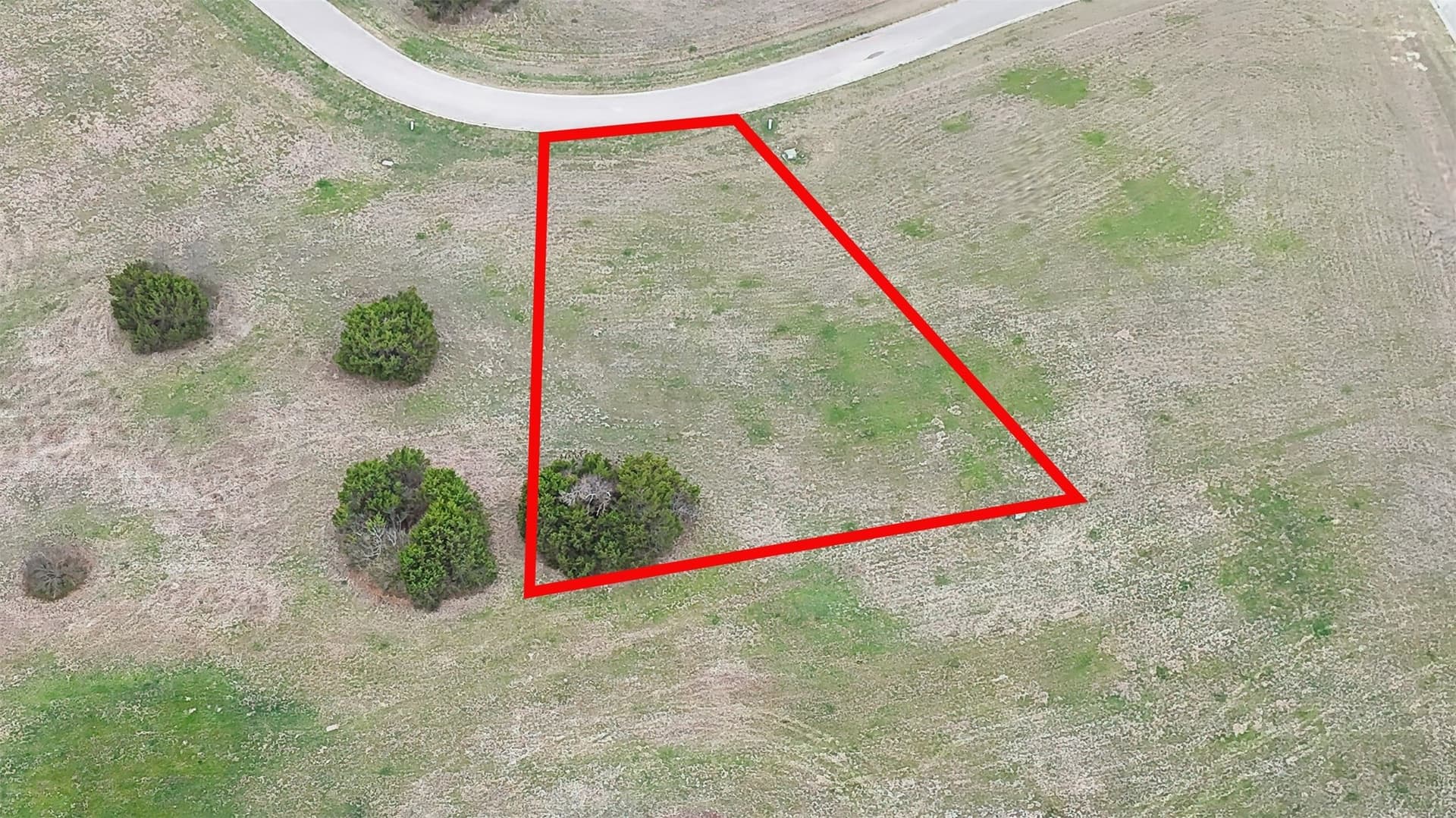 0.35 acres in Johnson County - photo 2