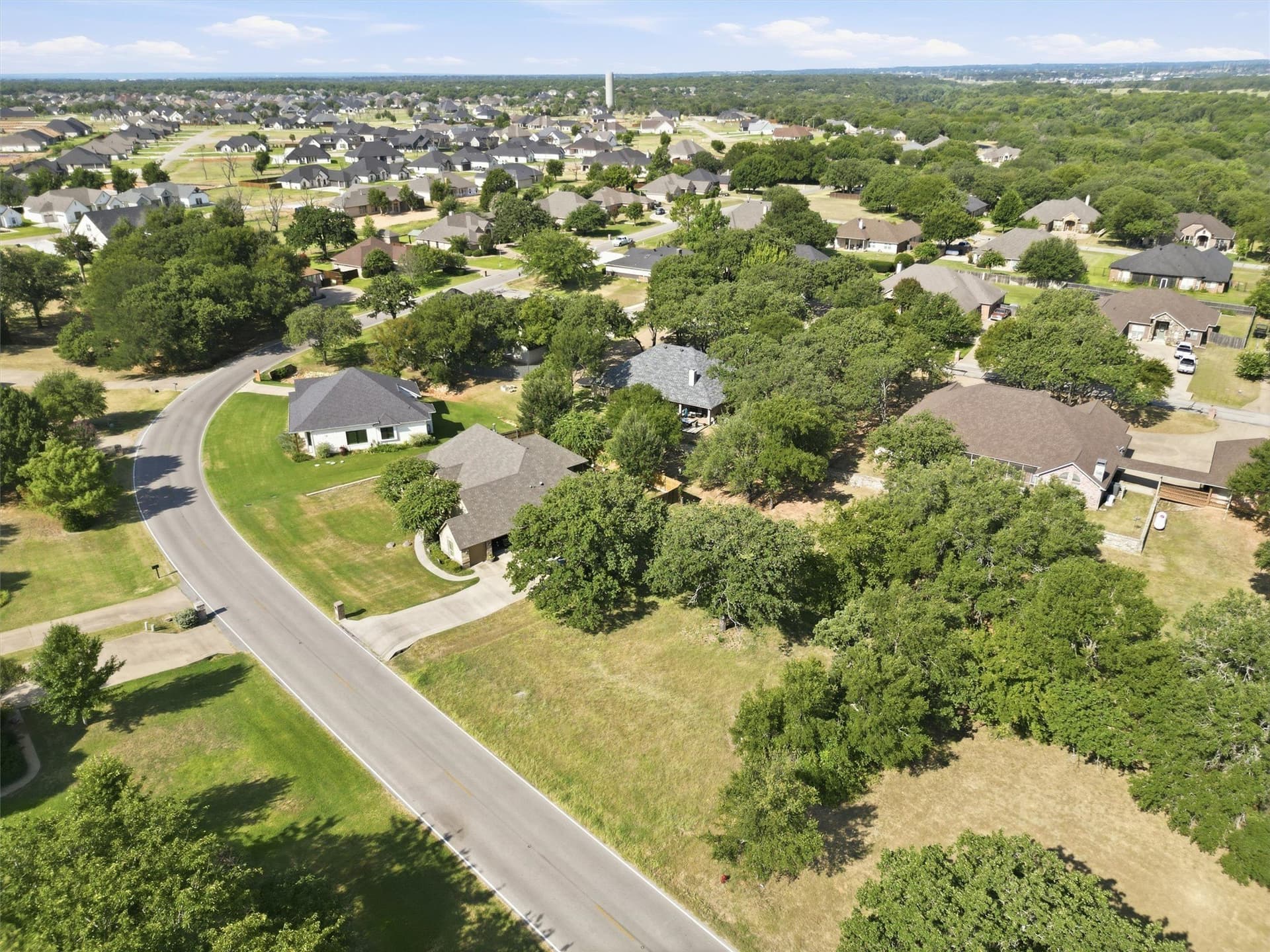 0.37 acres in Hood County - photo 9