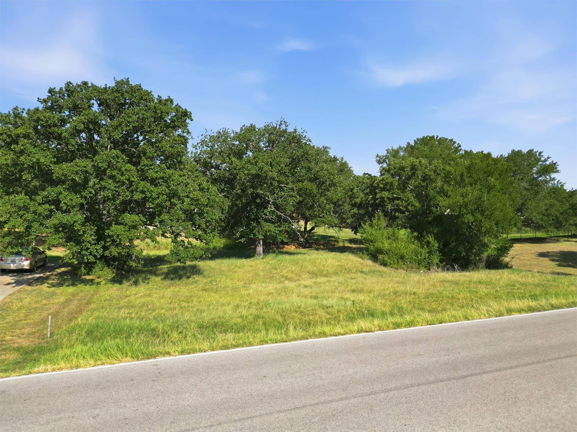 0.37 acres in Hood County gallery image 3