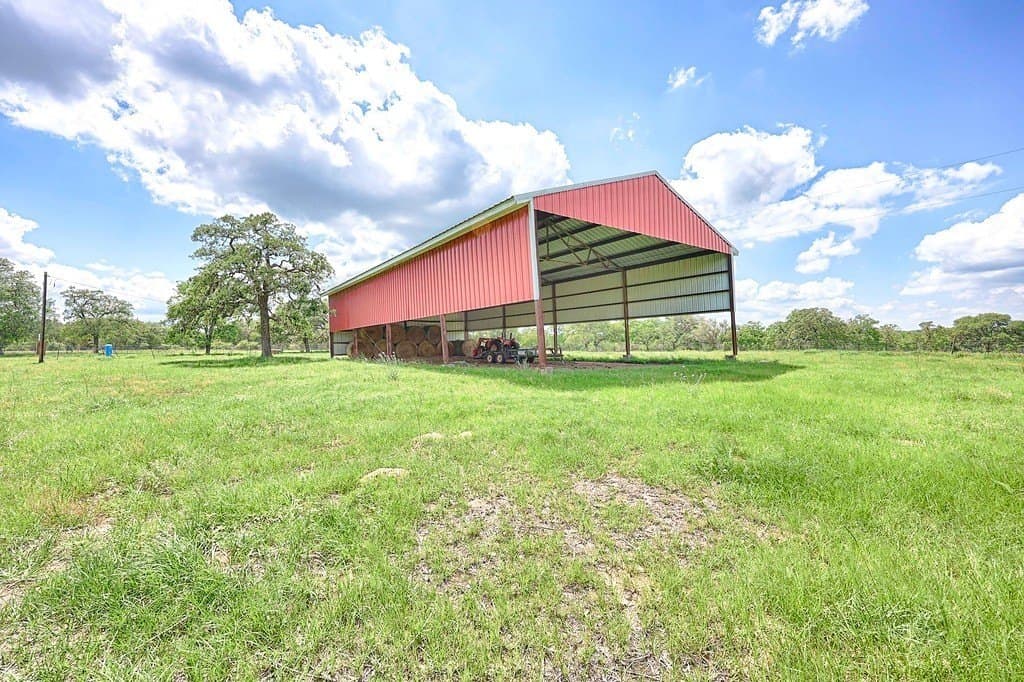 190.97 acres in Lavaca County - photo 24