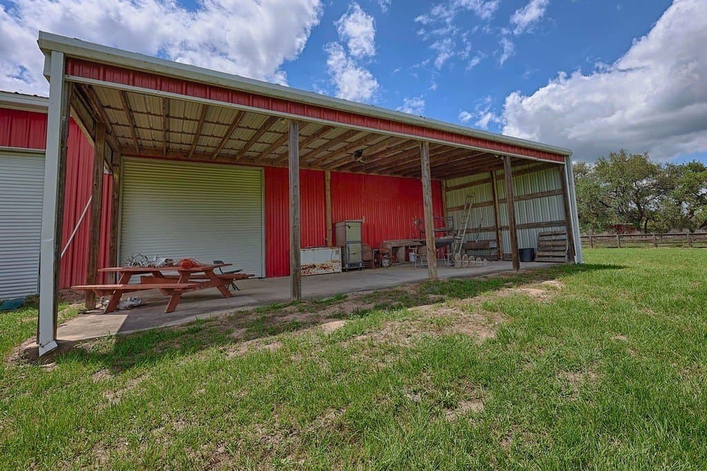 190.97 acres in Lavaca County - photo 20