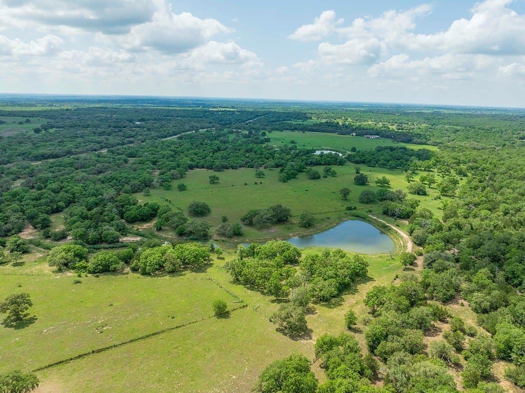 190.97 acres in Lavaca County - photo 27