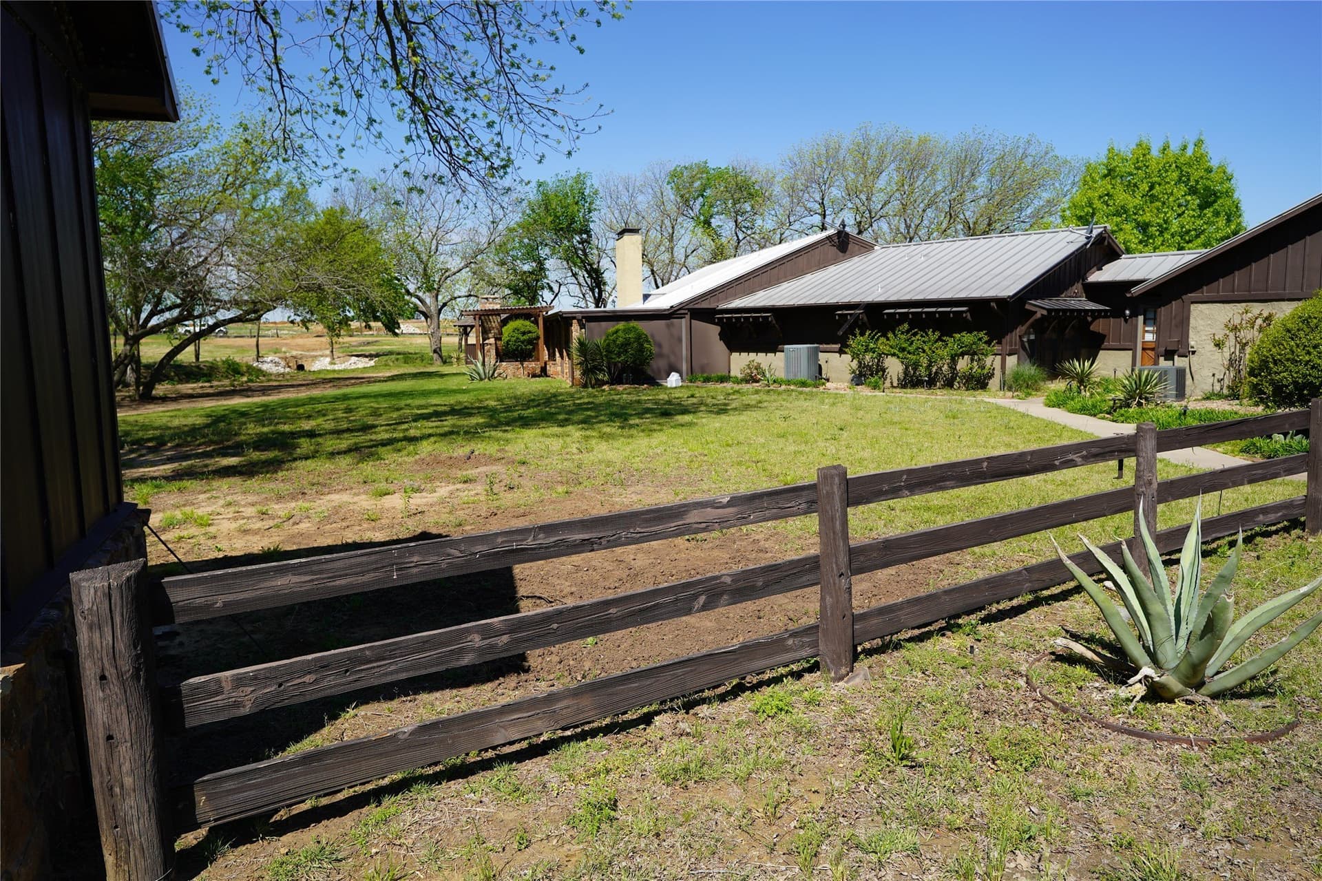 15 acres in Denton County gallery image 3
