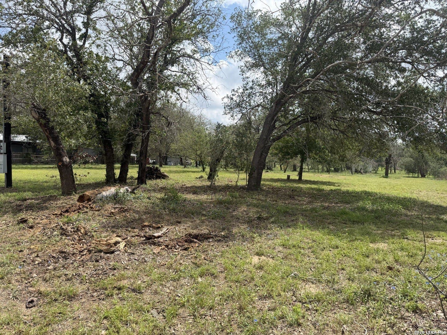 1.03 acres in Bexar County gallery image 3