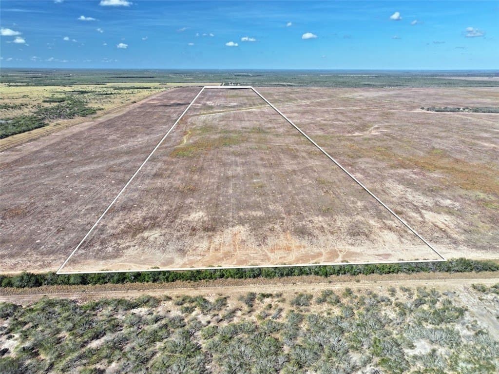 103.61 acres in Jim Wells County - photo 14