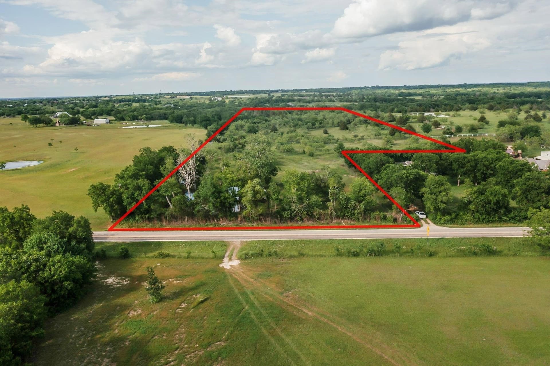 15 acres in Ellis County