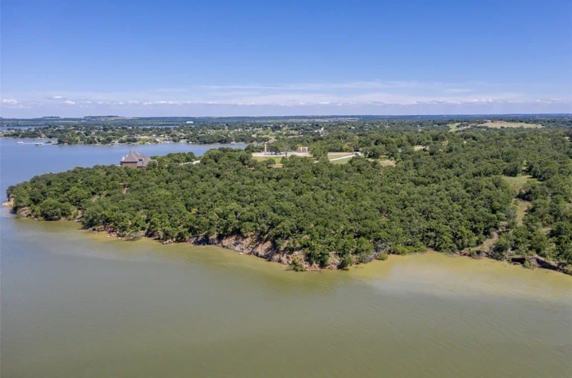 2.07 acres in Wise County