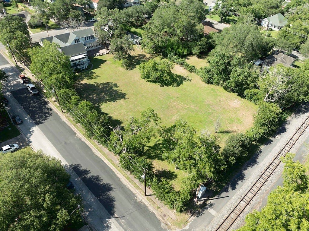 1.3 acres in Fayette County - photo 8
