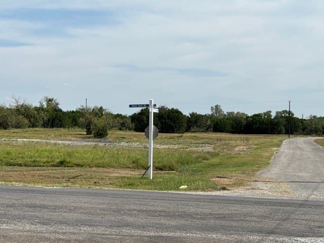 1.39 acres in Hill County gallery image 3