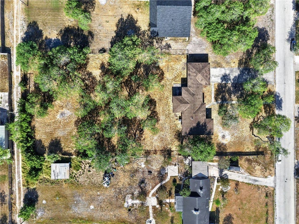 43,537 acres in Kleberg County - photo 40