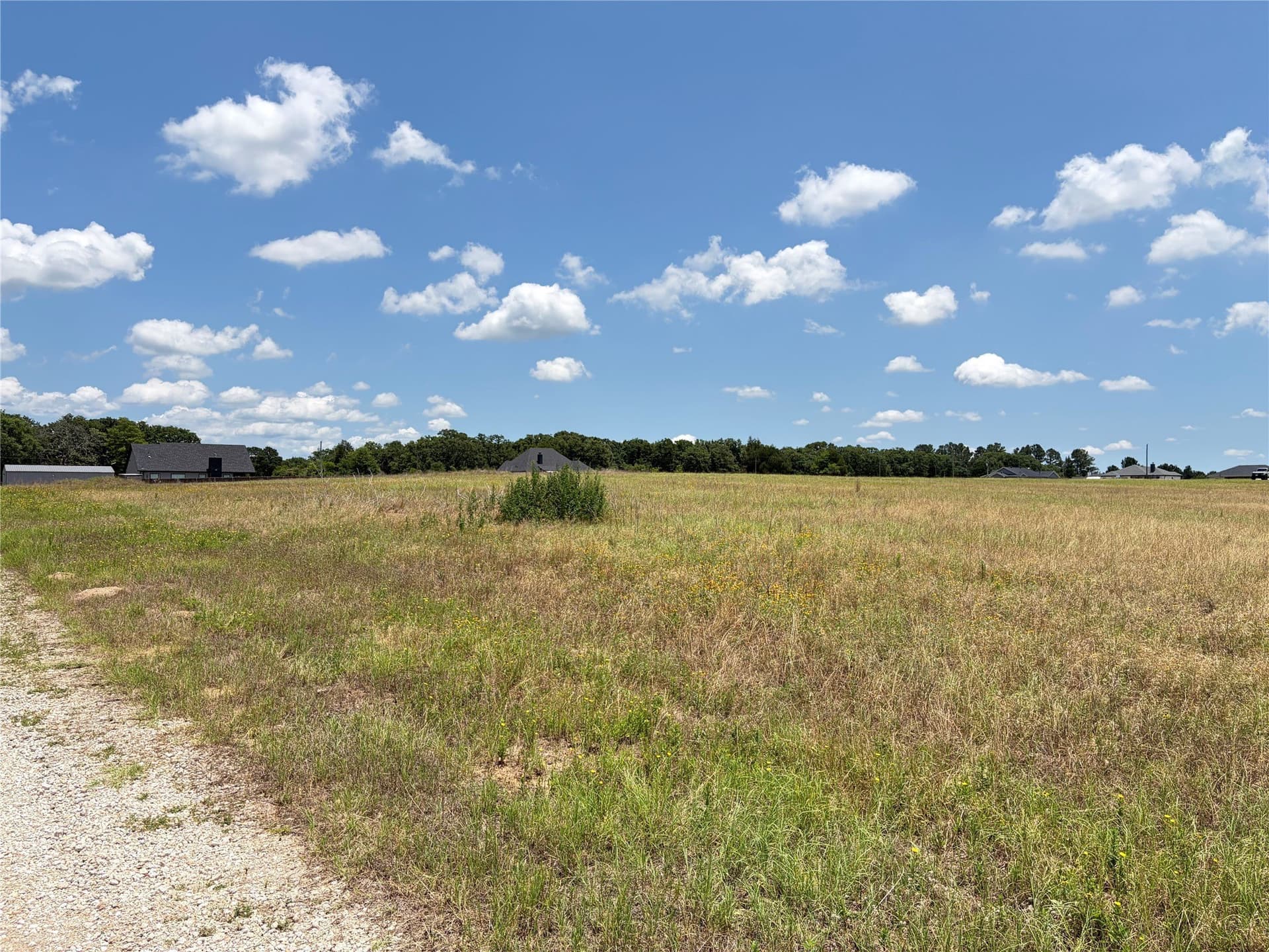 0.84 acres in Henderson County - photo 18