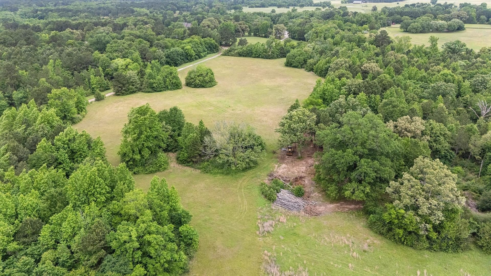 14.63 acres in Gregg County - photo 7