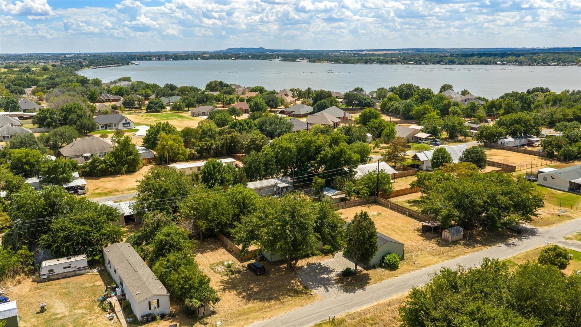 0.04 acres in Hood County - photo 7