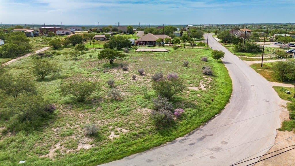 1.01 acres in Maverick County - photo 17