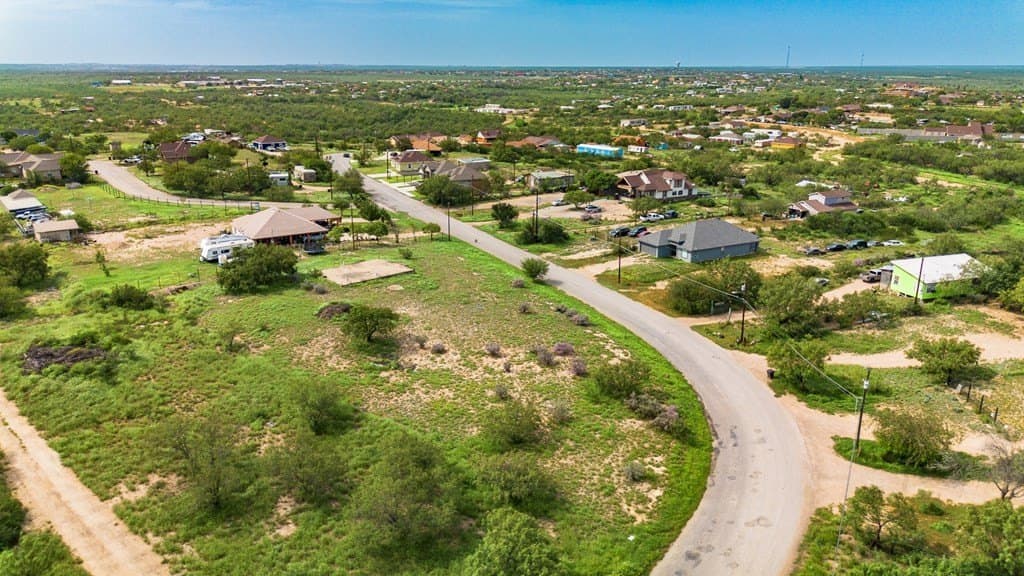 1.01 acres in Maverick County - photo 7