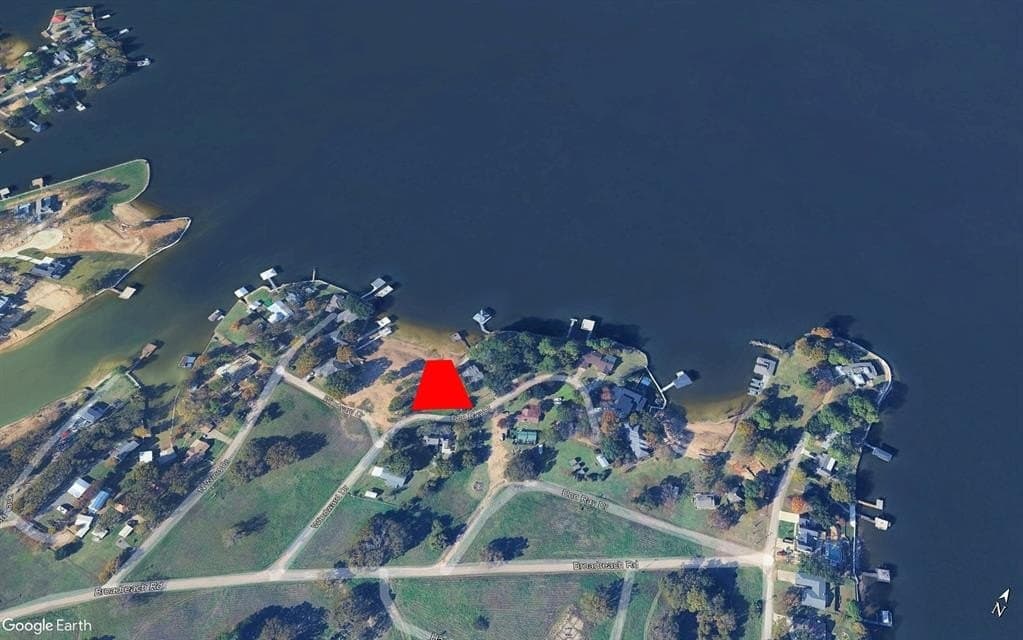 0.33 acres in Henderson County