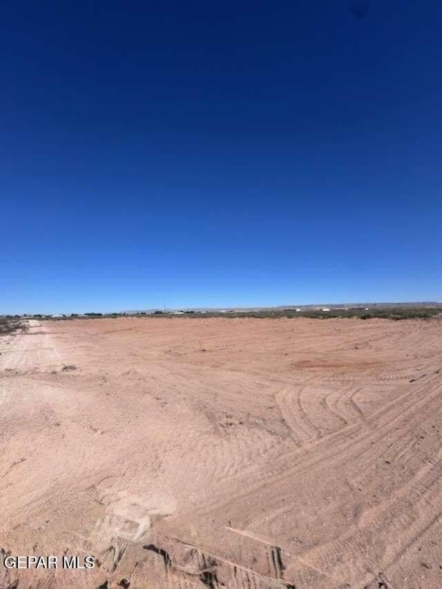 1 acres in El Paso County