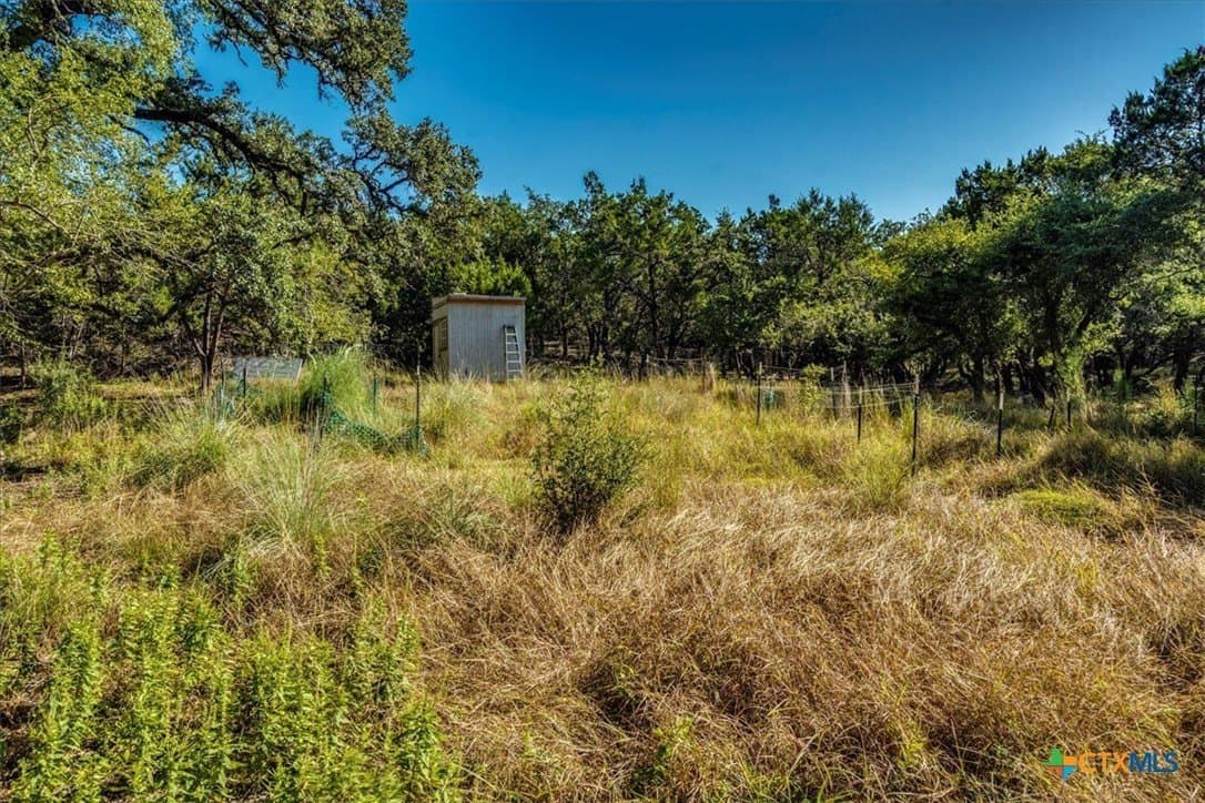 3.91 acres in Comal County - photo 18