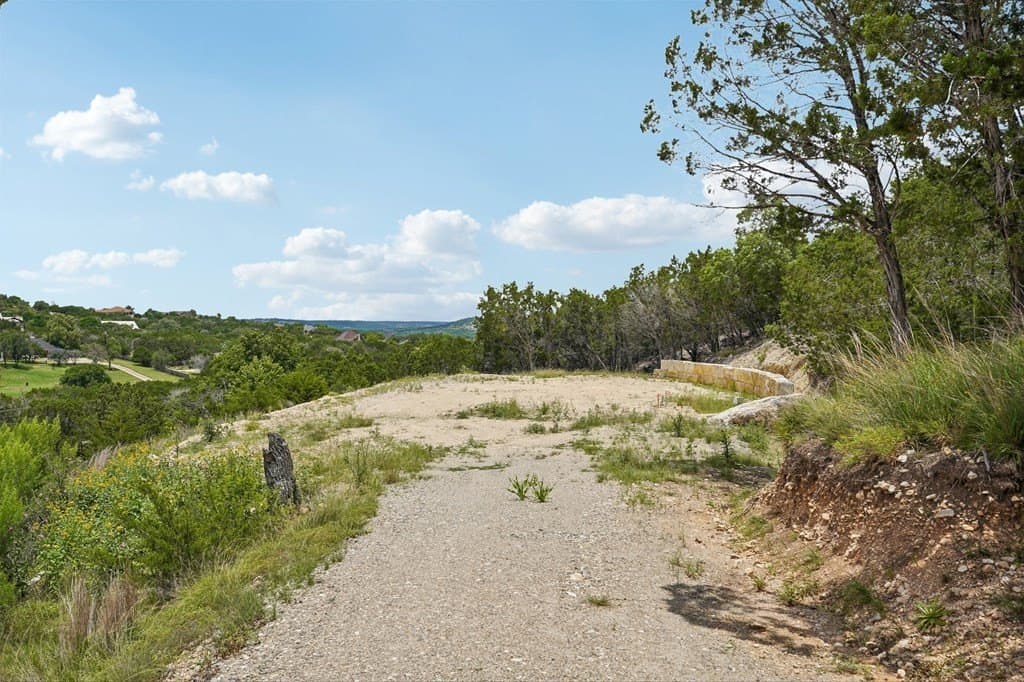 3 acres in Kerr County gallery image 4