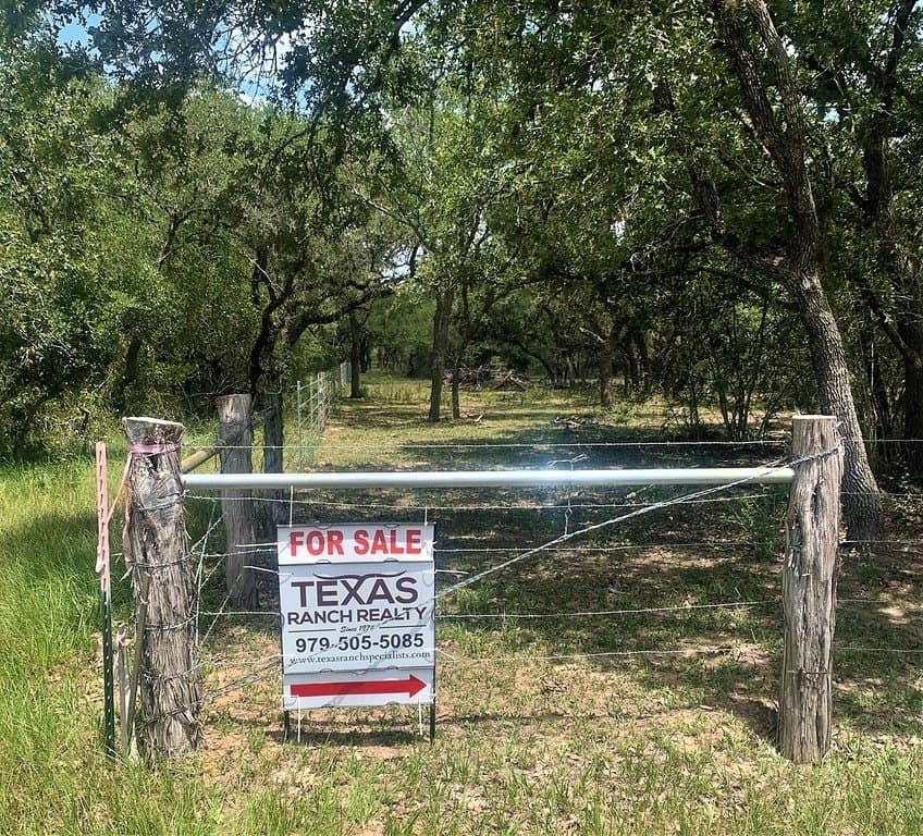 11 acres in Lavaca County - photo 7