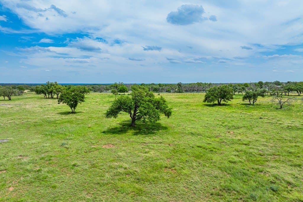 5.15 acres in Gillespie County gallery image 3