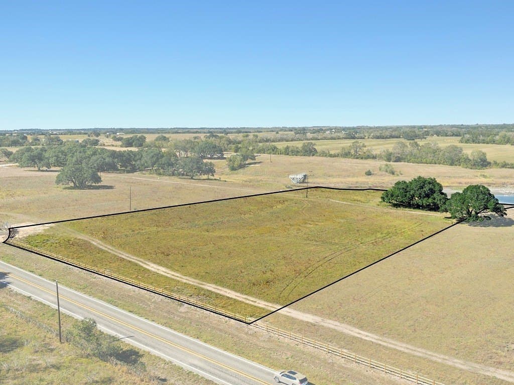 5.01 acres in Fayette County - photo 8