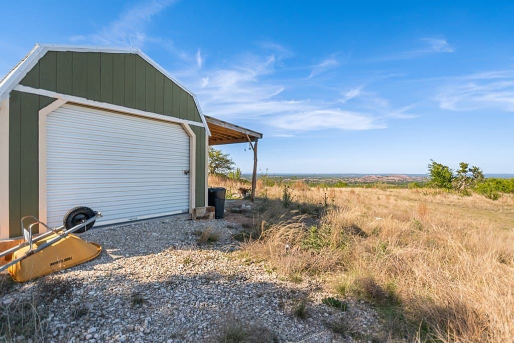 200 acres in Gillespie County - photo 7