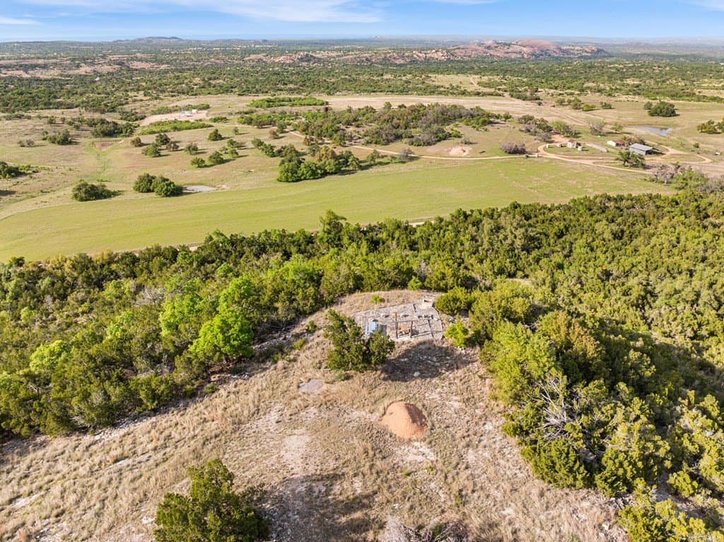 200 acres in Gillespie County - photo 38