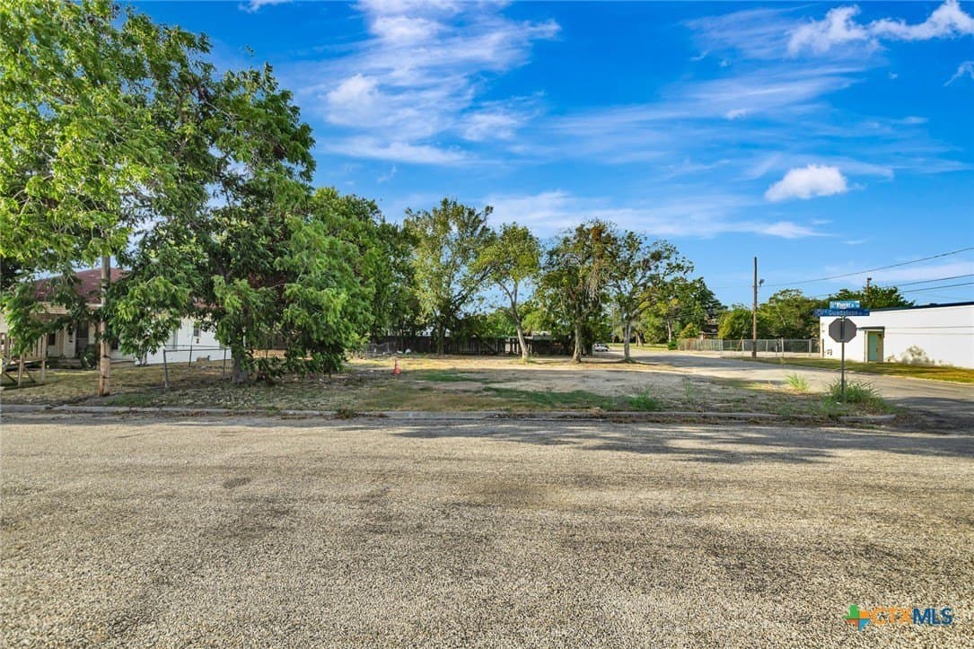 0.14 acres in Victoria County - photo 15
