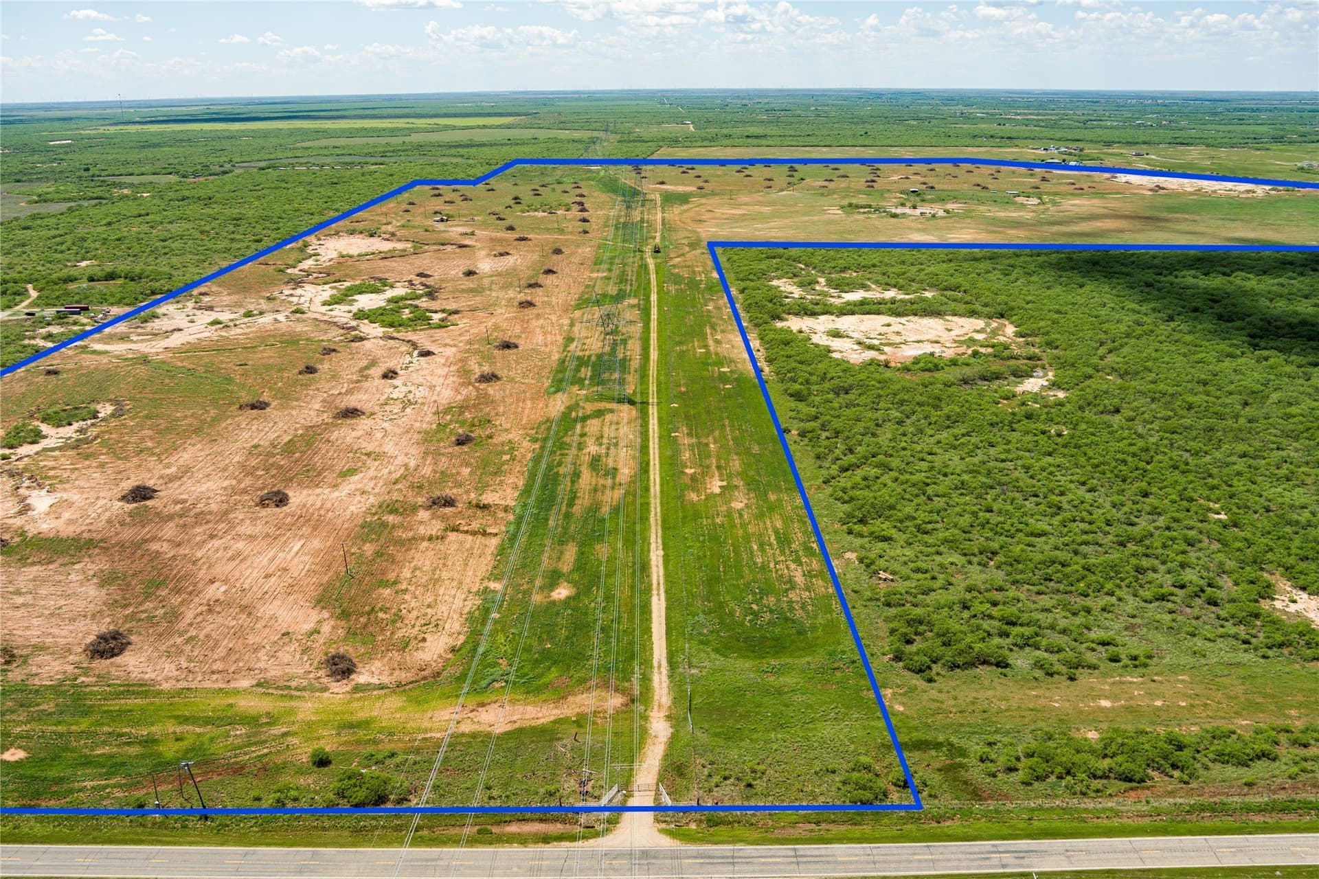 293.79 acres in Wichita County gallery image 3