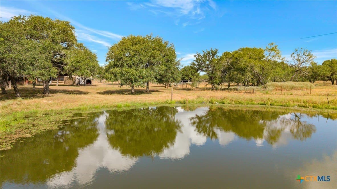 10 acres in DeWitt County - photo 31