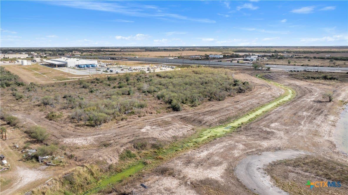 75.24 acres in Victoria County - photo 11