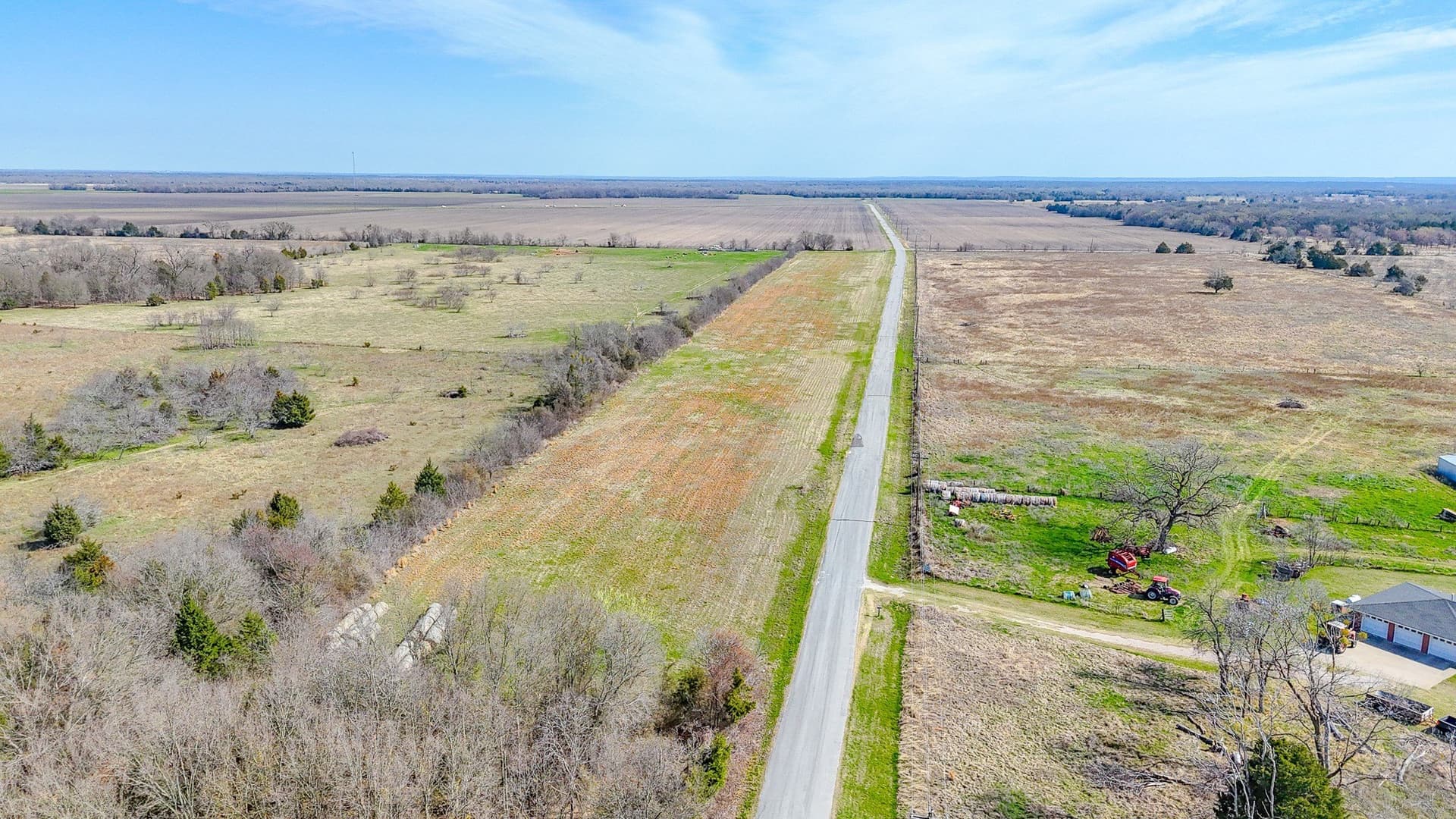 1 acres in Navarro County gallery image 2