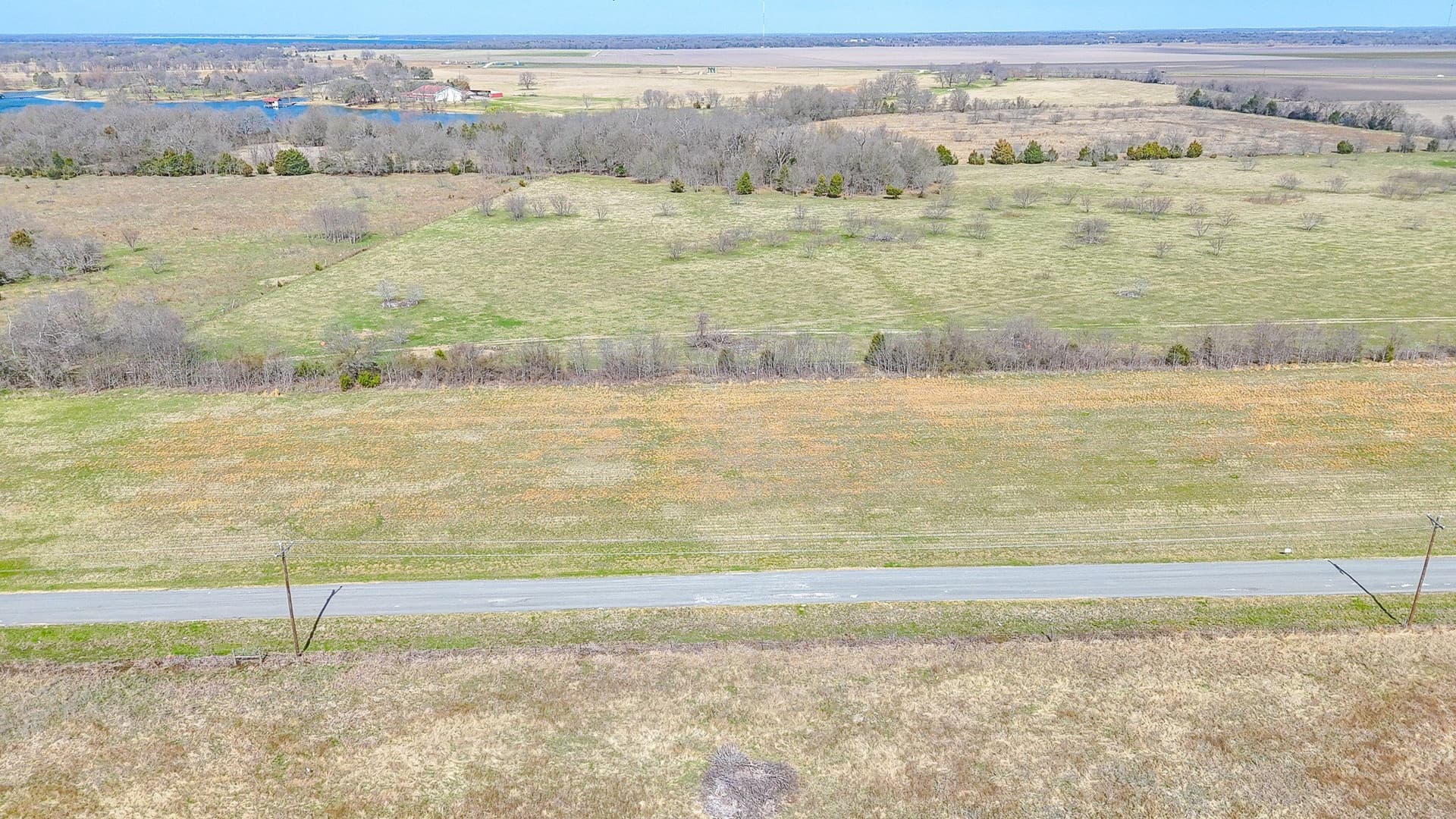 1 acres in Navarro County gallery image 3