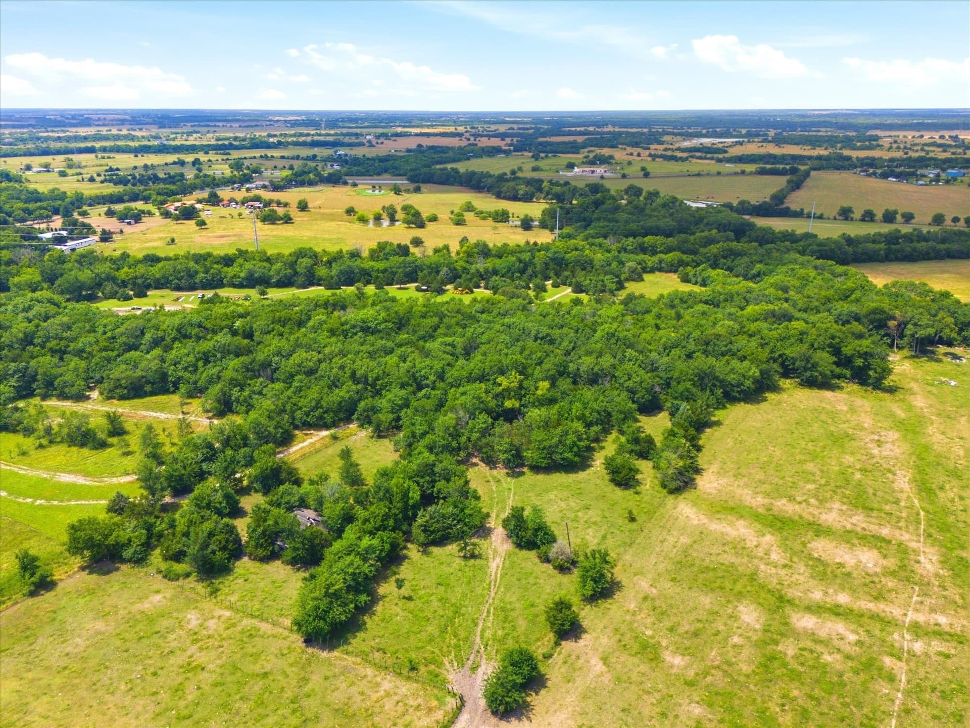 5.45 acres in Hunt County gallery image 2